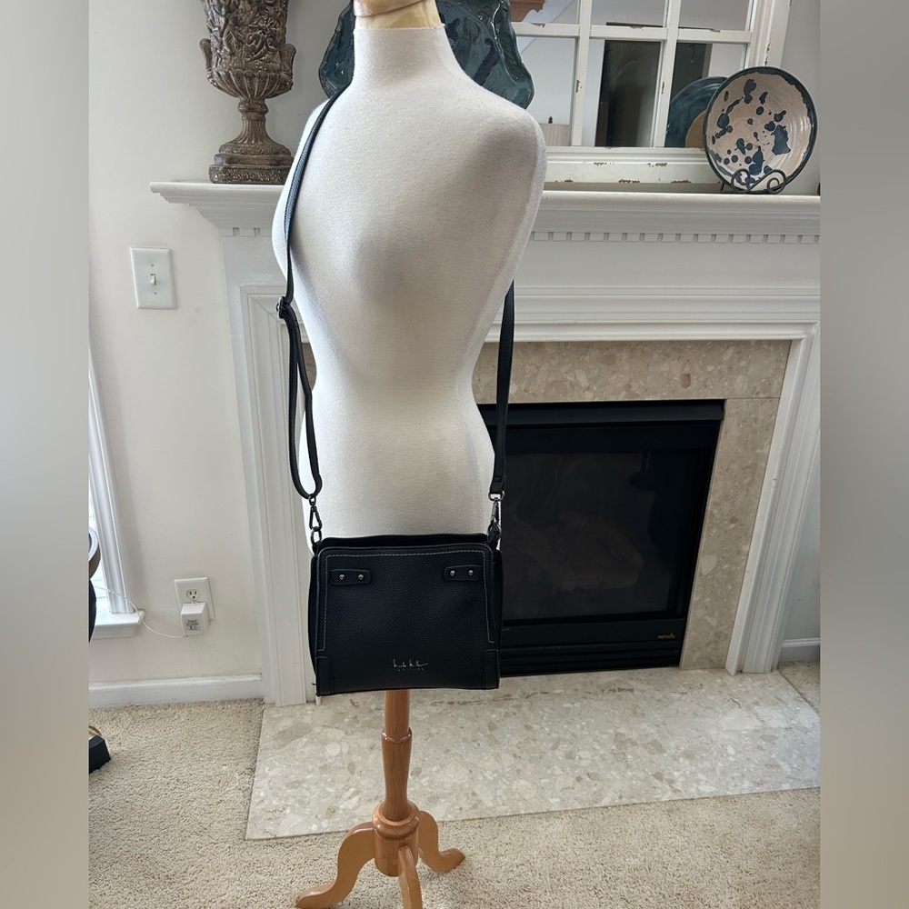 Nicole Miller Elegant Black Crossbody Bag